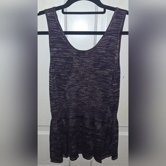 Nic+Zoe 'Mixy' Peplum Silk Blend Tank Preppy Office Size Large Classic Timeless - Picture 2 of 4